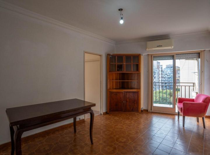 Departamento en Venta Dos Ambientes con Balcon - Parque Chacabuco - Caballito