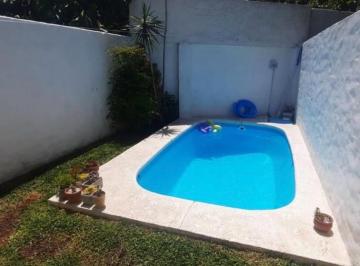 Casa · 70m² · 4 Ambientes · 1 Cochera · PH Triplex en Venta en El Palomar