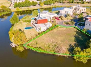Terreno · 1051m² · Venta Lote Al Agua en El Canton Barrio Islas
