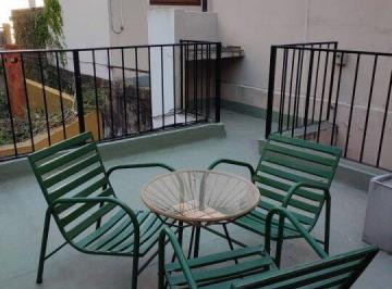 PH · 48m² · 2 Ambientes · Alquiler un Dormitorio de Pasillo Amoblado