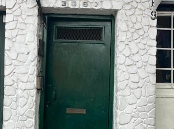 PH · 50m² · 2 Ambientes · Alquiler un Dormitorio con Patio