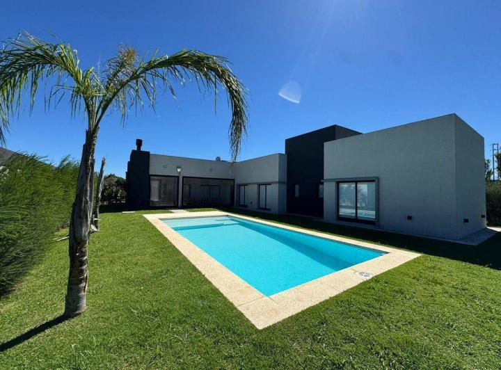 Casa · 179m² · 4 Ambientes
