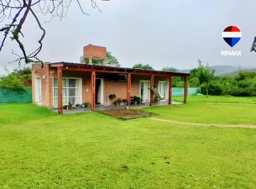 Casa · 90m² · 3 Ambientes · 1 Cochera · Casa Venta Valle Alegre La Caldera 2 Dorm.
