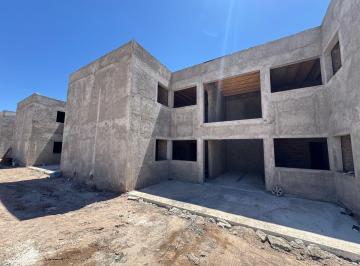 Departamento · 80m² · 4 Ambientes · 1 Cochera · Venta Departamento 2 Dorm. Lateral J. J. Paso