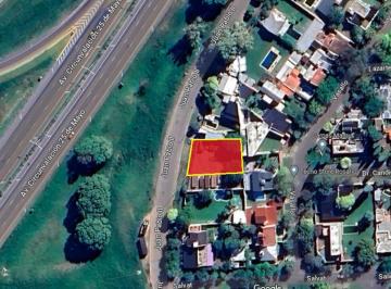 Terreno · 516m² · Lote en Venta en Barrio Lomas de Alberdi