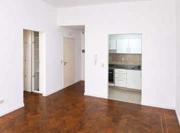 Departamento · 45m² · 2 Ambientes · Alquiler Depto 2 Amb + Cocina Pileta y Sum Moron