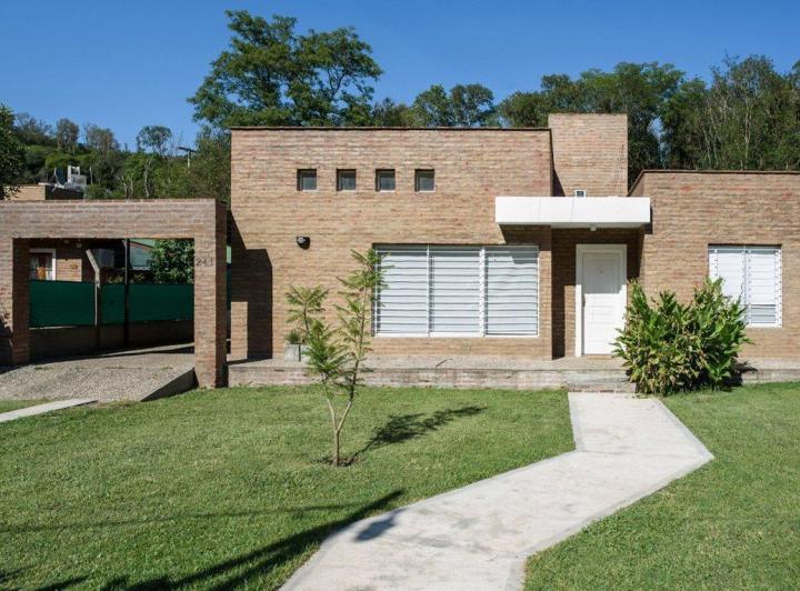 Casa · 120m² · 4 Ambientes · 1 Cochera