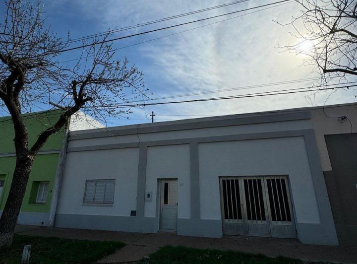 Casa · 115m² · 4 Ambientes · 1 Cochera