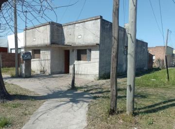 Casa · 96m² · 7 Ambientes · Venta Casa Céntrica en La Criolla - Sf
