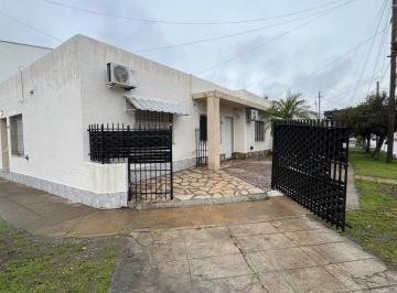 Casa · 80m² · 3 Ambientes · 1 Cochera · Casa 3 Ambientes + Departamento 2 Ambientes Apto