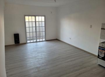 Departamento · 42m² · 2 Ambientes · 1 Cochera · Alquiler. Dos Amb. Esp/ Auto. 1º Piso Ezp. Quilmes