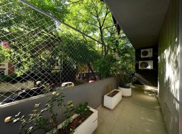Casa · 220m² · 5 Ambientes · Venta Casa 5 Amb Belgrano R Coch/ascensor Permuta