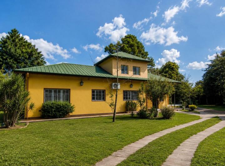 Casa · 141m² · 5 Ambientes