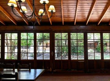 Casa · 395m² · 5 Ambientes · 3 Cocheras · Venta Casa Comercio Centro Calzada