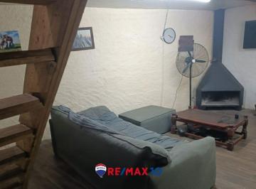 Casa · 42m² · 2 Ambientes · Casa 2 Pisos Cerca del "Nuevo Shopping"