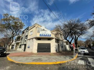 PH · 182m² · 6 Ambientes · 1 Cochera · PH en Villa Devoto