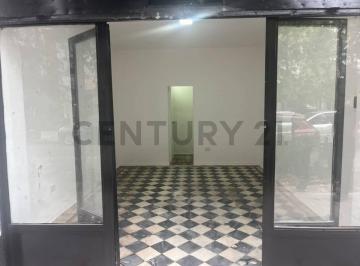 Local comercial · 21m² · Local Comercial en Alquiler en Excelente Zona Pleno Villa Devoto
