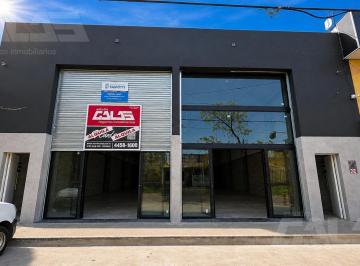 Depósito · 360m² · Alquiler Local Deposito | 360 m² | Vidriera | a Estrenar | Doble Acceso | Sobre Ratti