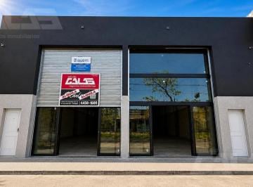 Depósito · 360m² · Alquiler Local Deposito | 360 m² | Vidriera | a Estrenar | Doble Acceso | Sobre Ratti