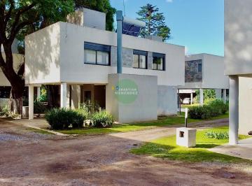 Casa · 158m² · 6 Ambientes · 2 Cocheras · Alquiler - 3 Dorm (1 en Suite) - Housing San Alfonso