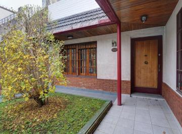 Casa · 85m² · 3 Ambientes · 1 Cochera · Casa 3 Ambientes - Baño en Suite - Toillete - Garage Cubierto - Patio - Villa Pueyrredon