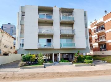 Departamento · 78m² · 3 Dormitorios · 1 Cochera · Pinamar - Departamento de 4 Ambientes a m del Mar