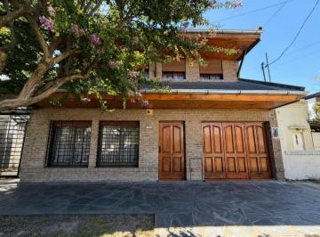 Casa · 277m² · 5 Ambientes · Venta Casa 5 Ambientes – Merlo Centro