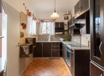 Casa de 2 ambientes, Morón · Casa en Alquiler de 1 Dormitorio en Castelar