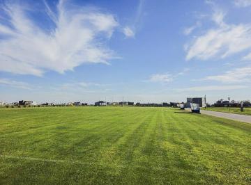 Terreno · 900m² · Excelenteterreno en Venta en Santa Clara Al Sur Al Lago
