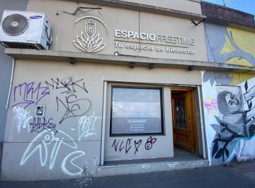 Local comercial · 65m² · Local en Alquiler, Campora 2407, Merlo Norte