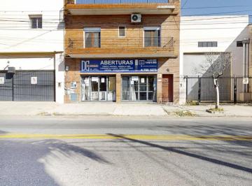 Casa · 307m² · 3 Ambientes · Local y Casa en Venta de 3 Ambientes en Villa Adelina con Balcón Corrido y Jardín