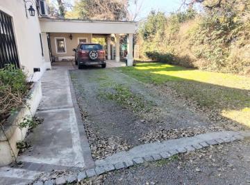 Casa de 7 ambientes, Ituzaingó · Ituzaingó | Casa Quinta Sobre Lote de 1.162 m²