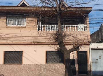 PH · 92m² · 3 Ambientes · PH en Caseros