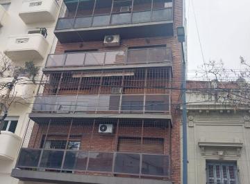 Departamento de 4 ambientes en alquiler con cochera cubierta, ubicado al frente · Pque Centenario 4 Amb Ext Bcon Coch Frias y Camargo Pso 6° Vista Pque Gran Living Aire/ac