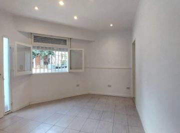 PH · 48m² · 3 Ambientes · Alquiler PH Tipo Casa 3 Ambientes C Patio Floresta