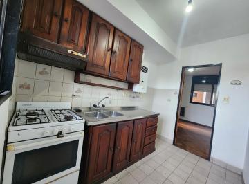 Departamento · 49m² · 3 Ambientes · 1 Cochera · Alquiler Departamento de Dos Dorm. con Cochera