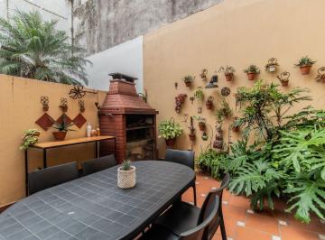 PH de 4 ambientes, Flores · Tríplex de 4 Ambientes con Cochera, Patio con Parrilla y Playroom en Flores