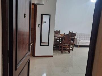 PH de 2 ambientes, Monte Castro · Alquiler PH Sin Expensas - 2 Ambientes Amoblado