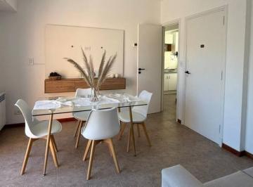 Departamento · 66m² · 3 Ambientes · Departamento en Venta en Mar del Plata de 3 Ambientes a La Calle Reciclado a Nuevo, con Balcón