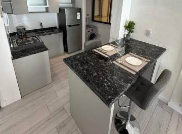 Departamento · 87m² · 4 Ambientes · Departamento en Venta en Mar del Plata de 4 Ambientes a La Calle Reciclado a Nuevo, con Balcón