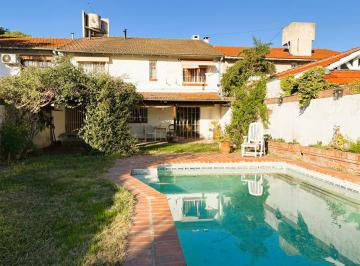 Casa · 241m² · 6 Ambientes · 3 Cocheras · Casa 5 Amb Parque Pileta Cochera Ituzaingo Norte Apta Credito