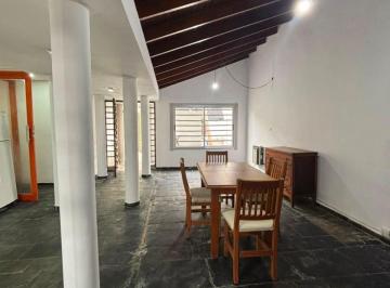 Casa · 130m² · 6 Ambientes · Casa - La Plata