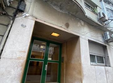 Departamento · 26m² · 2 Ambientes · Larrea 1000