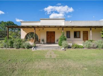 Campo de 3 ambientes, Luján · Chacra en Venta de 280 m² Ubicado en Loma Escondida