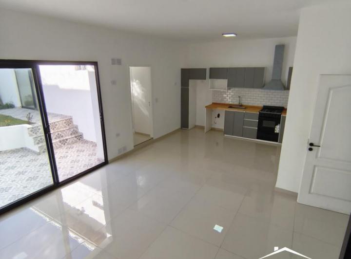 PH · 184m² · 5 Ambientes · 1 Cochera