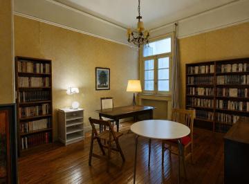 Departamento · 125m² · 4 Ambientes · Depto. en Venta de Estilo Clásico 4 Ambientes con Patio