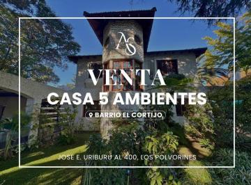 Casa · 242m² · 5 Ambientes · 3 Cocheras · Casa en El Cortijo