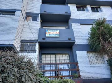 Departamento · 45m² · 3 Ambientes · 1 Cochera · Alquiler 3amb Original Cochera Vista Al Mar Golf