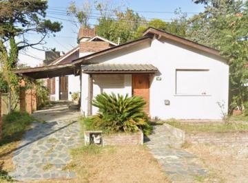 Casa · 111m² · 3 Ambientes · 2 Casas - Venta - Villa Gesell - Centrico - Gas Natural