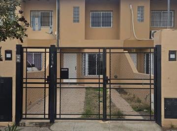 Casa de 4 ambientes, Neuquén · Dúplex en Alquiler, B° Sapere. Neuquén Capital.